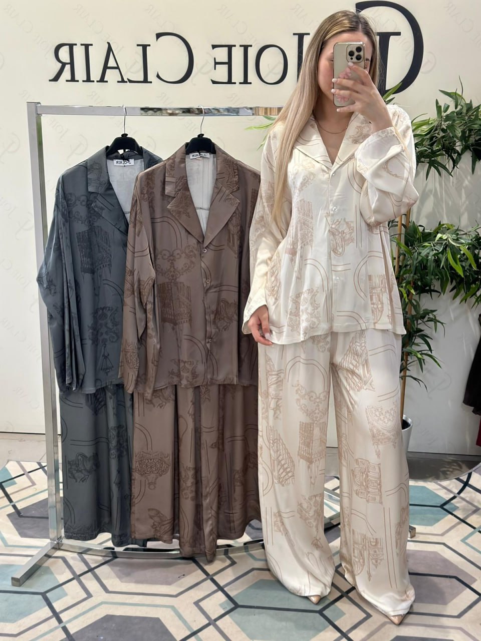 Фото Joie Clair (J-Clair)