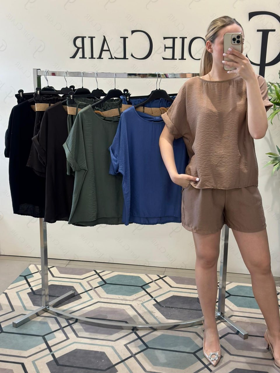 Фото Joie Clair (J-Clair)