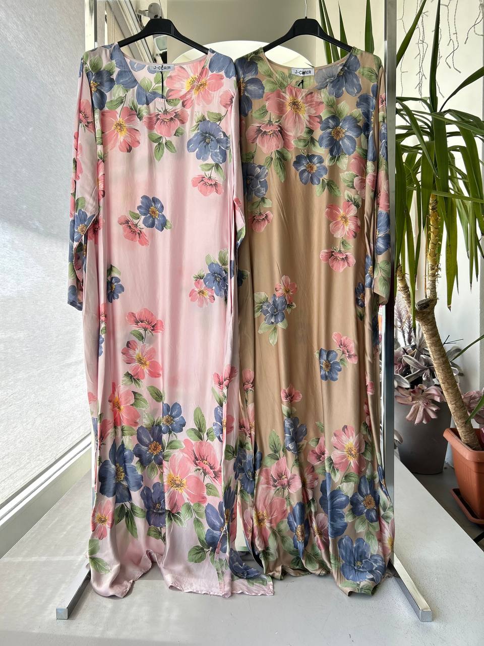 Фото Joie Clair (J-Clair)