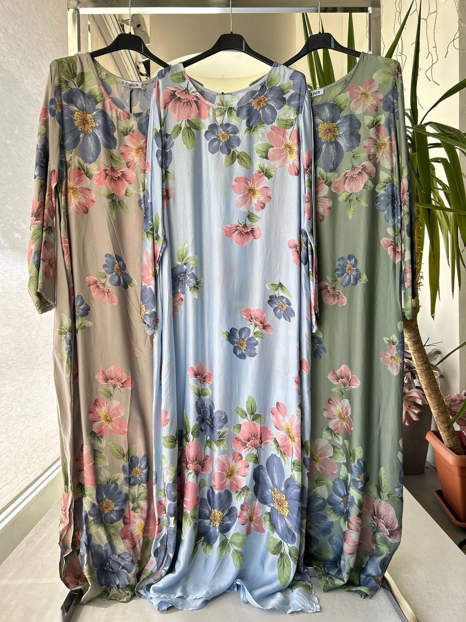 Фото Joie Clair (J-Clair)