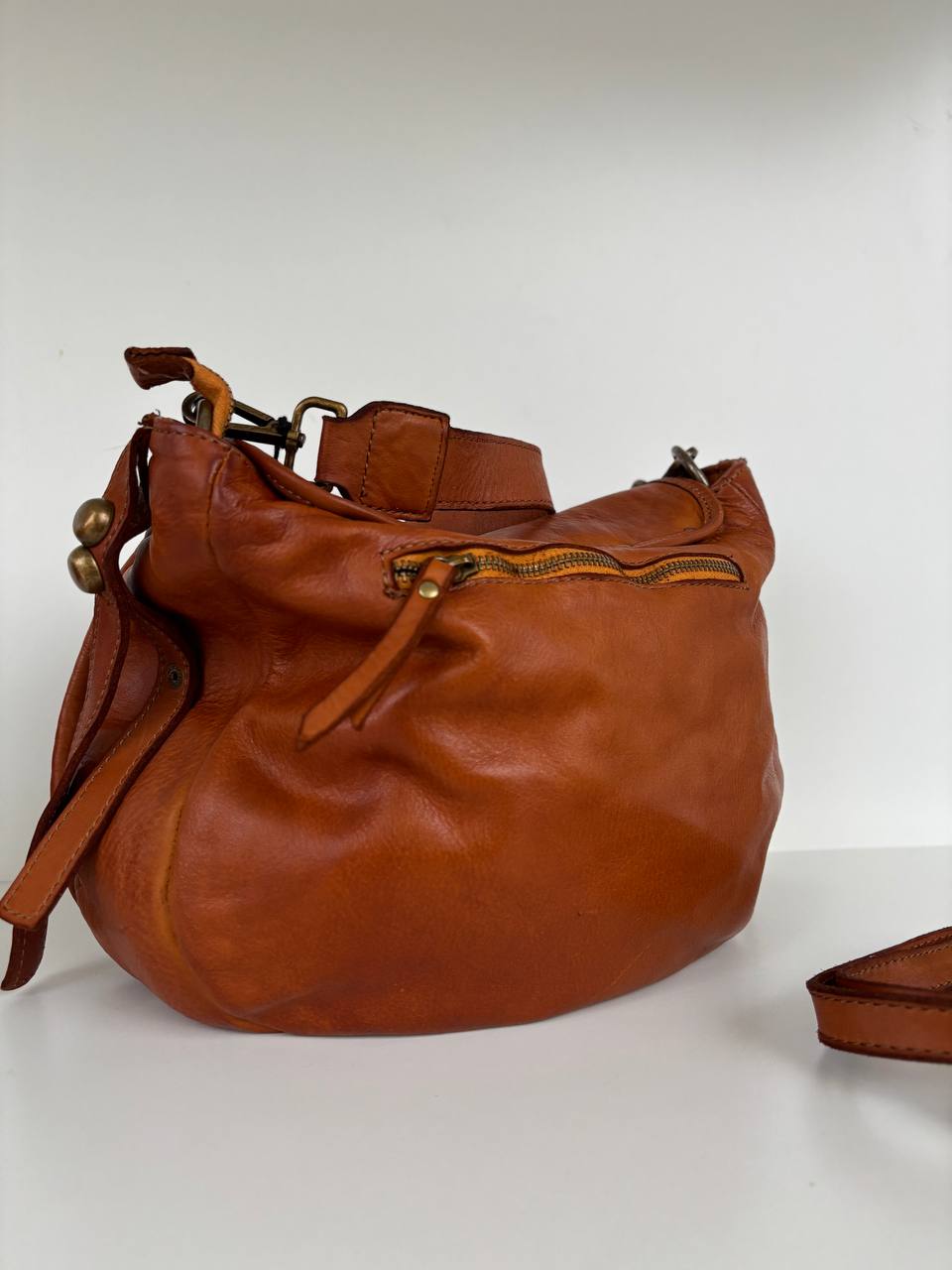 Фото Leather Country