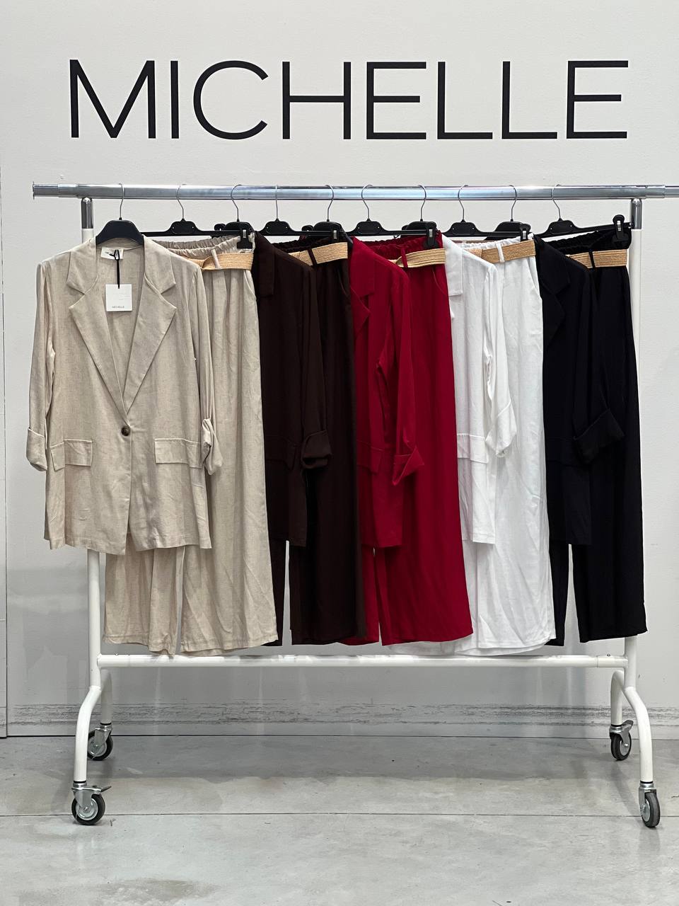 Фото Amelie Follies (Michelle)