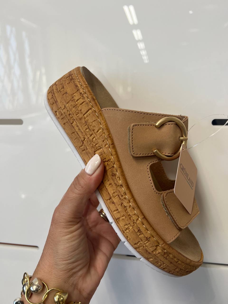 Фото Outlet