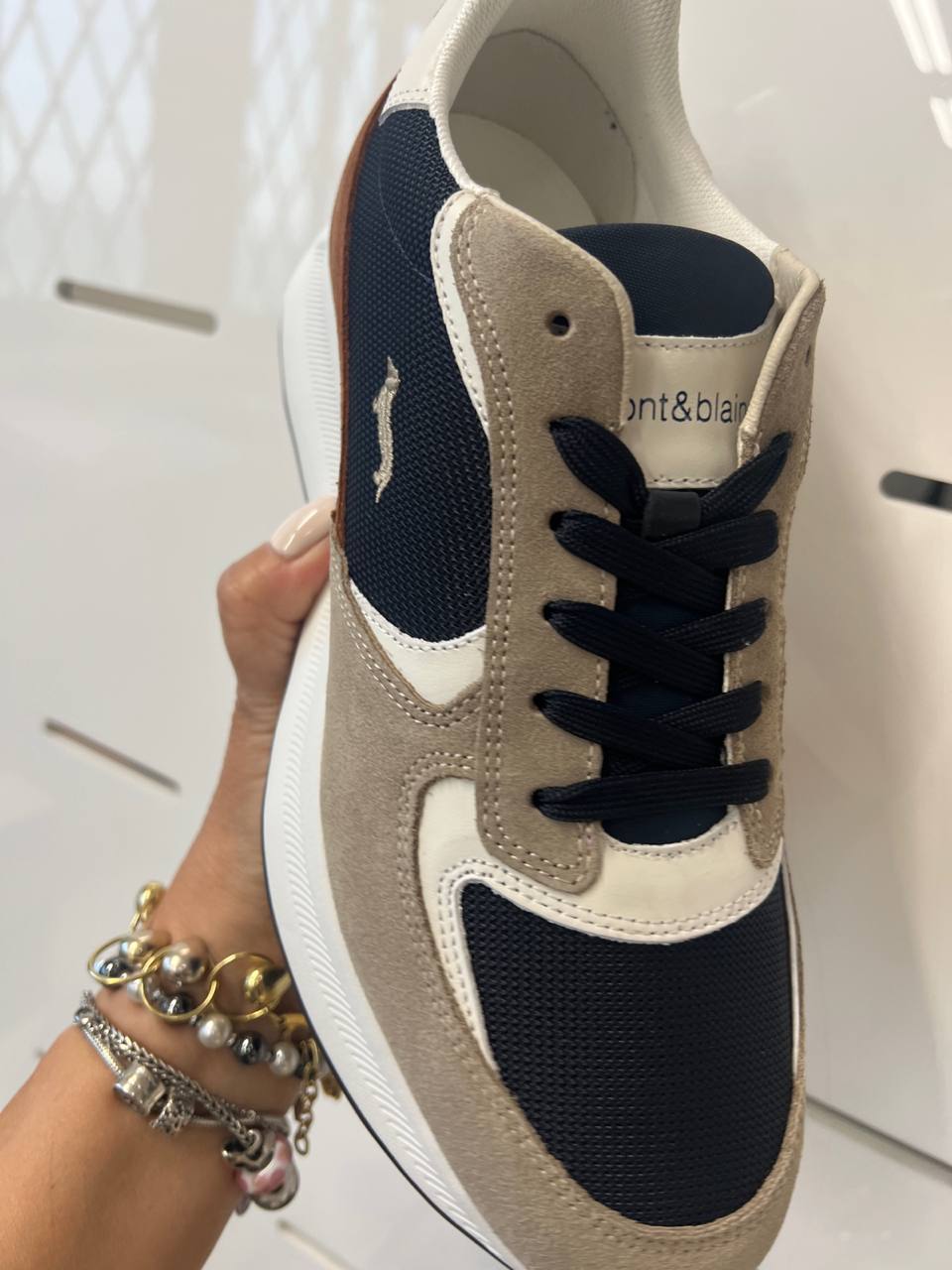 Фото Outlet