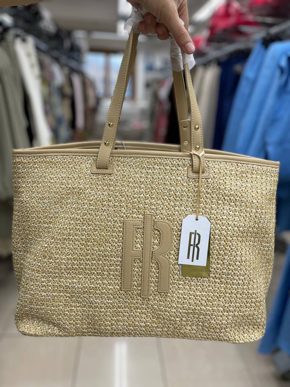 Фото Outlet