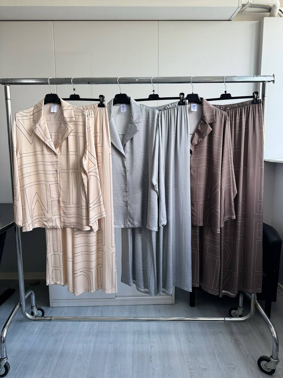 Итальянская одежда, бренд Trash and Luxury, арт. 73799586