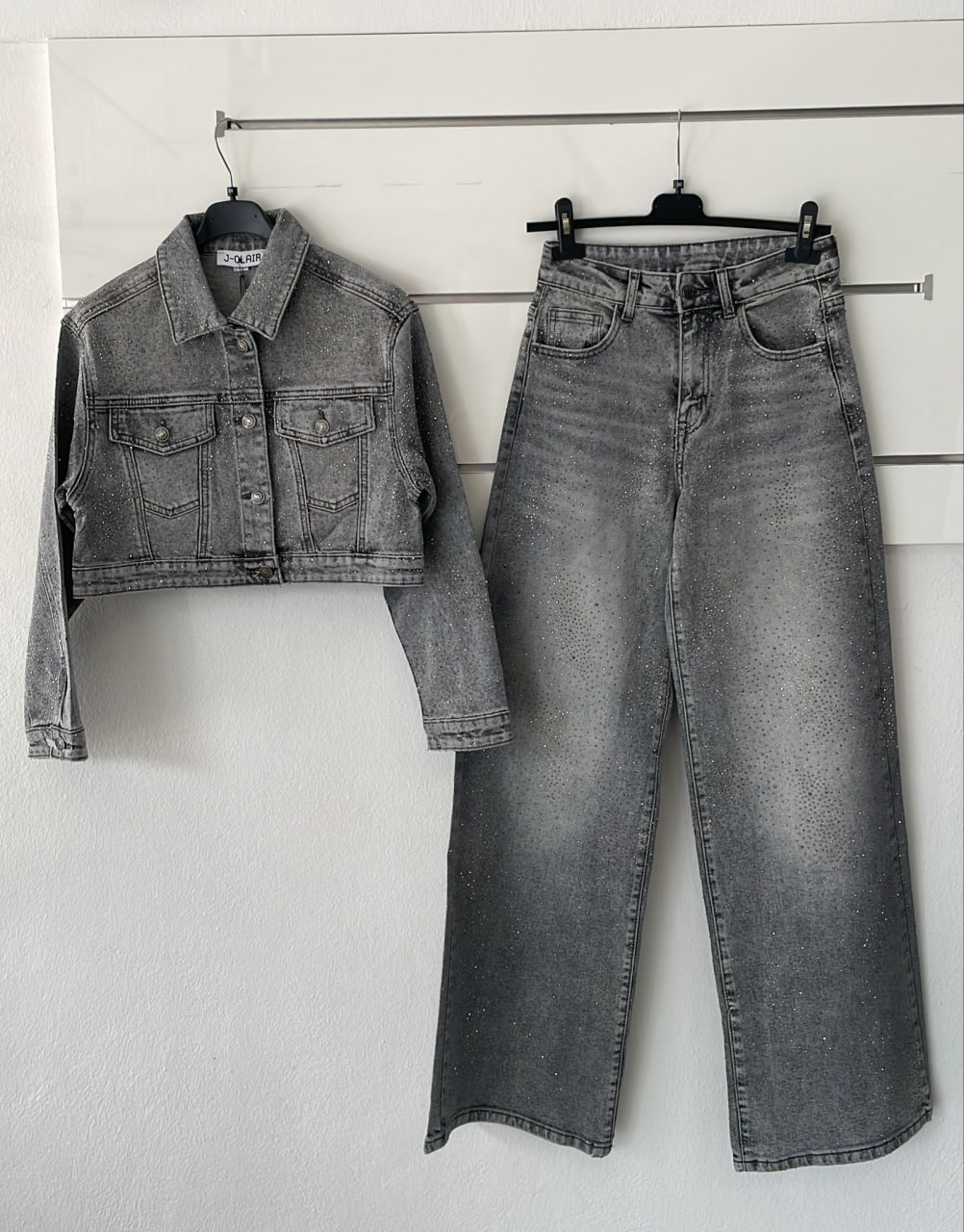 Фото Joie Clair (J-Clair)