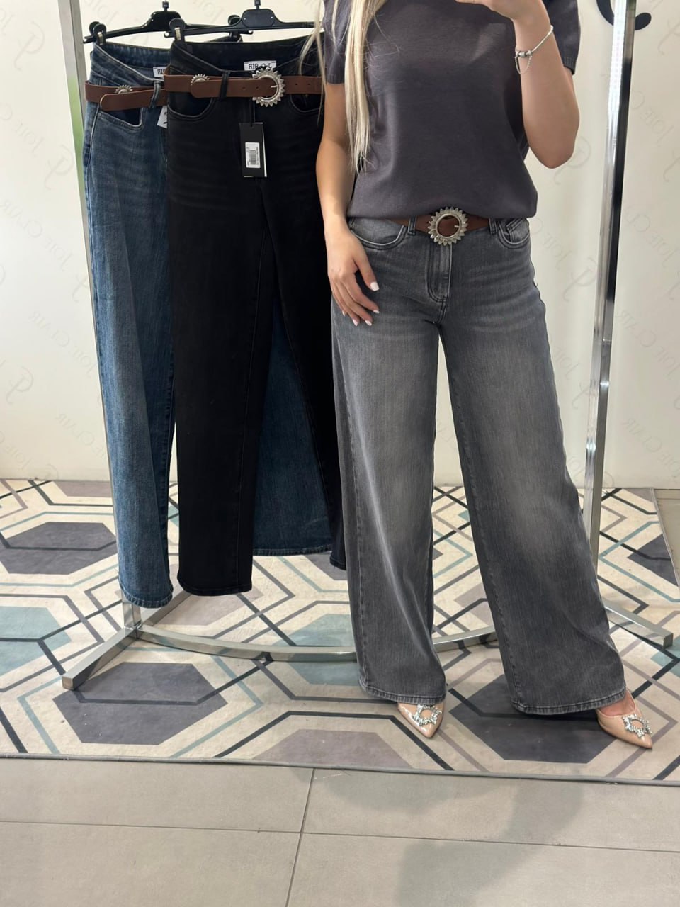 Фото Joie Clair (J-Clair)