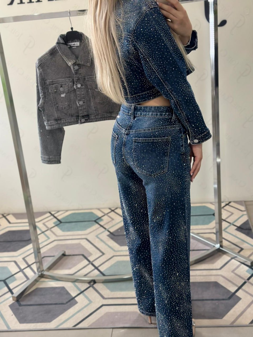 Фото Joie Clair (J-Clair)