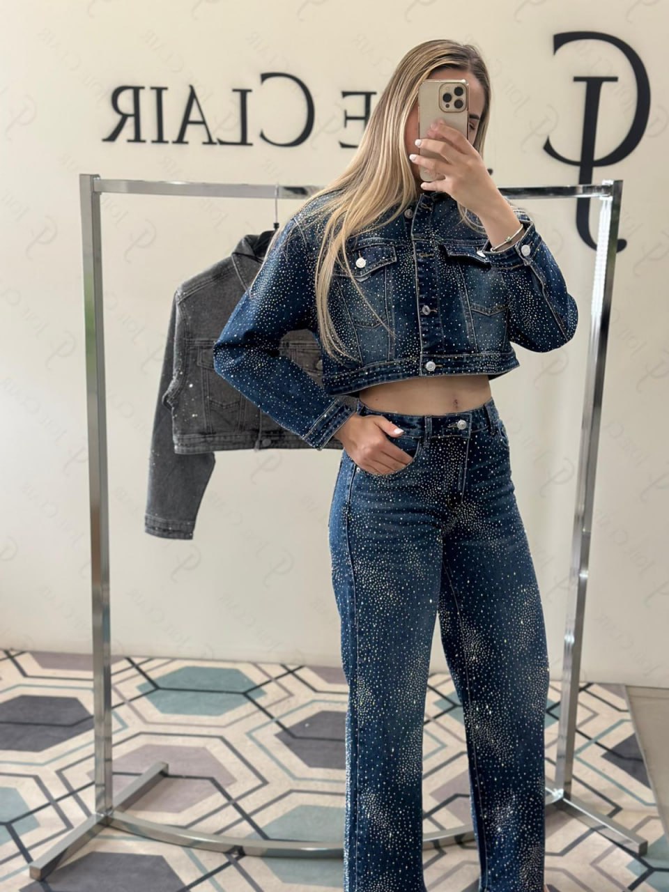 Фото Joie Clair (J-Clair)