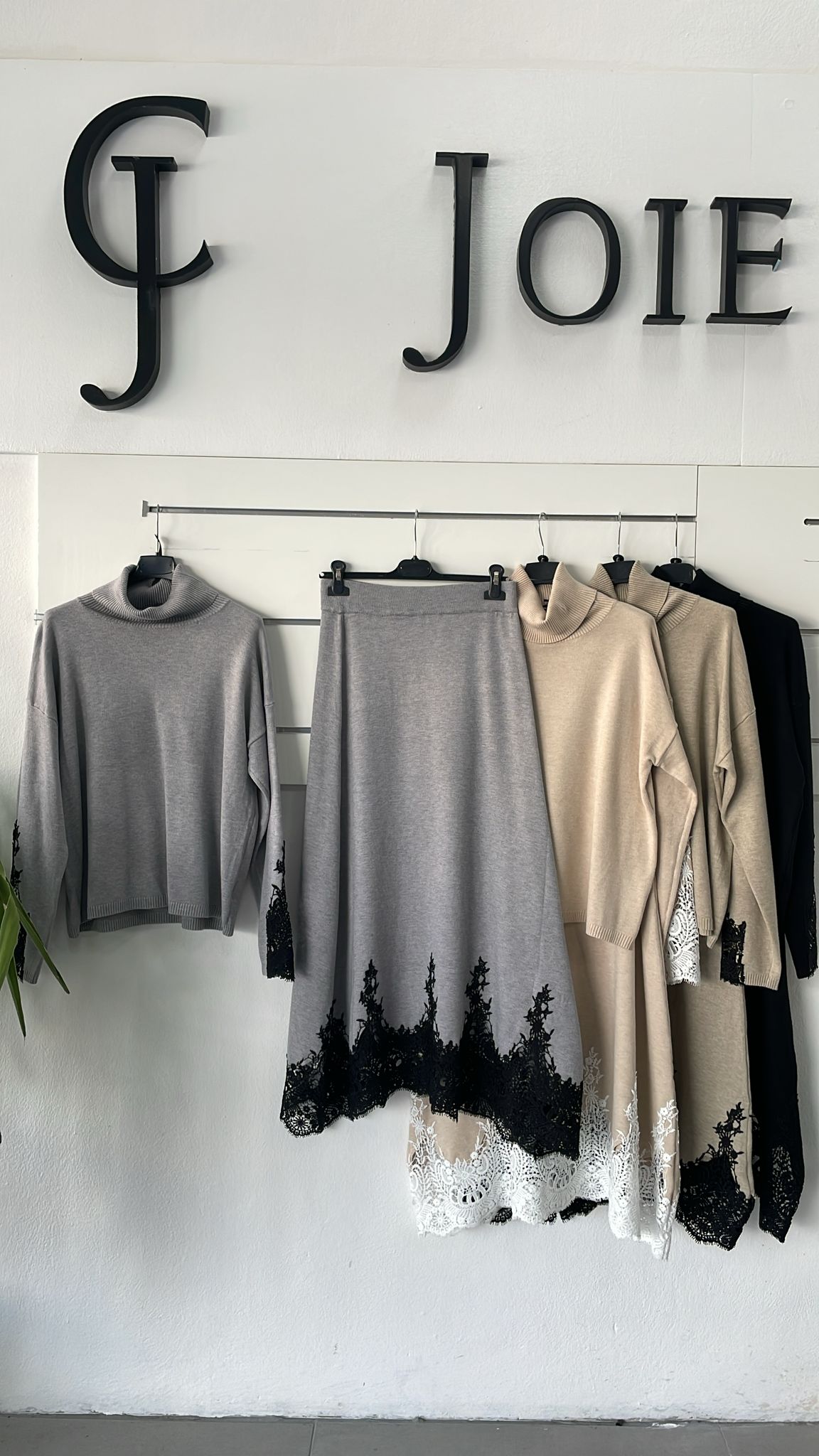 Фото Joie Clair (J-Clair)