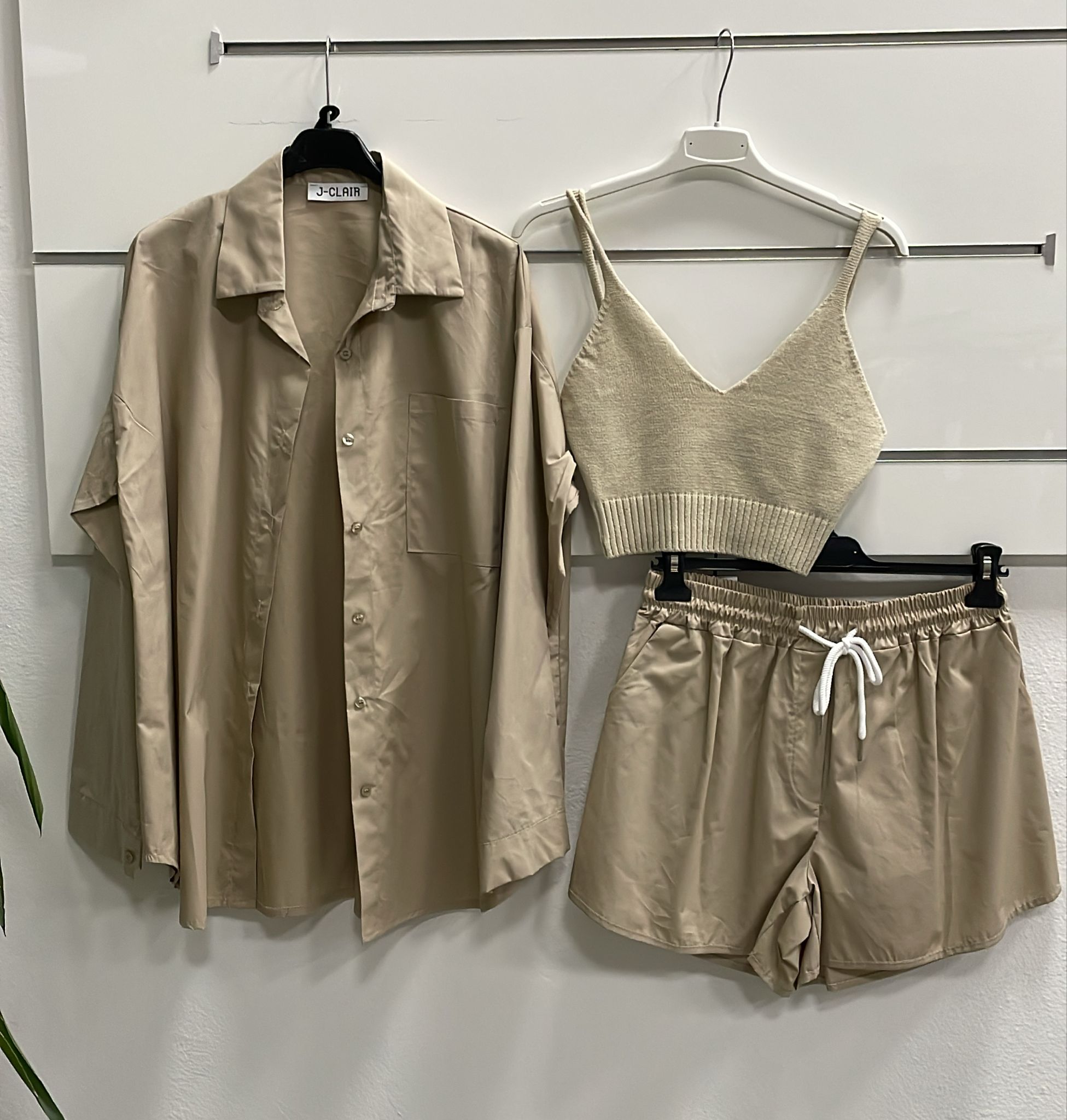 Фото Joie Clair (J-Clair)