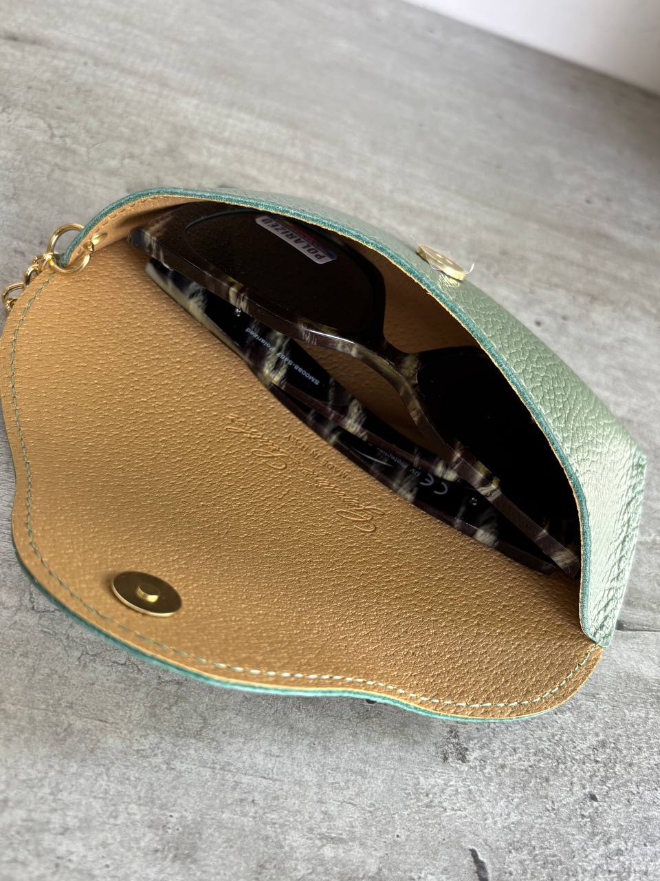 Фото Leather Country