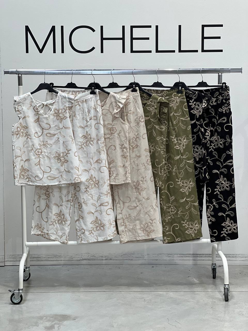 Фото Amelie Follies (Michelle)