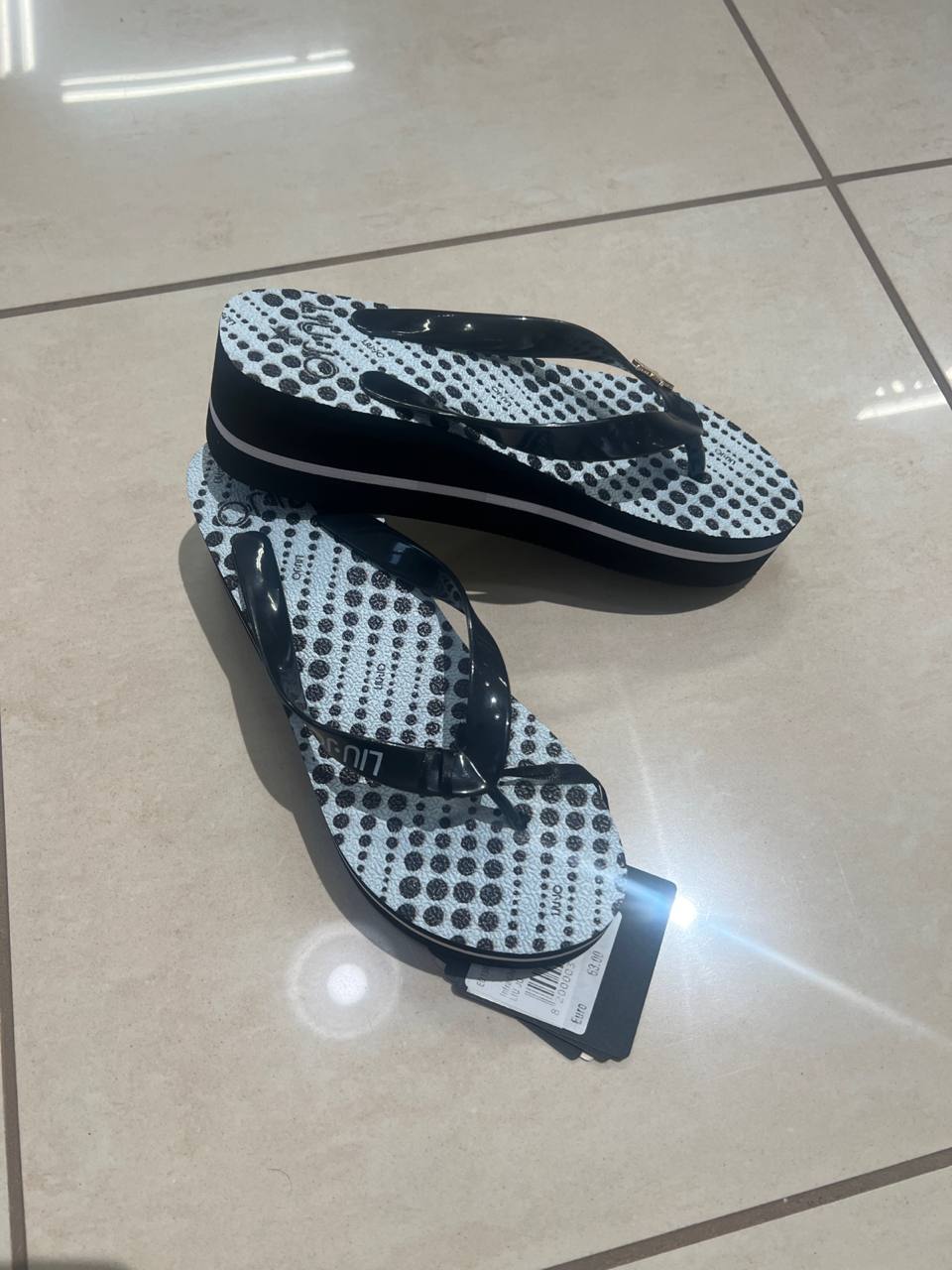 Фото Outlet