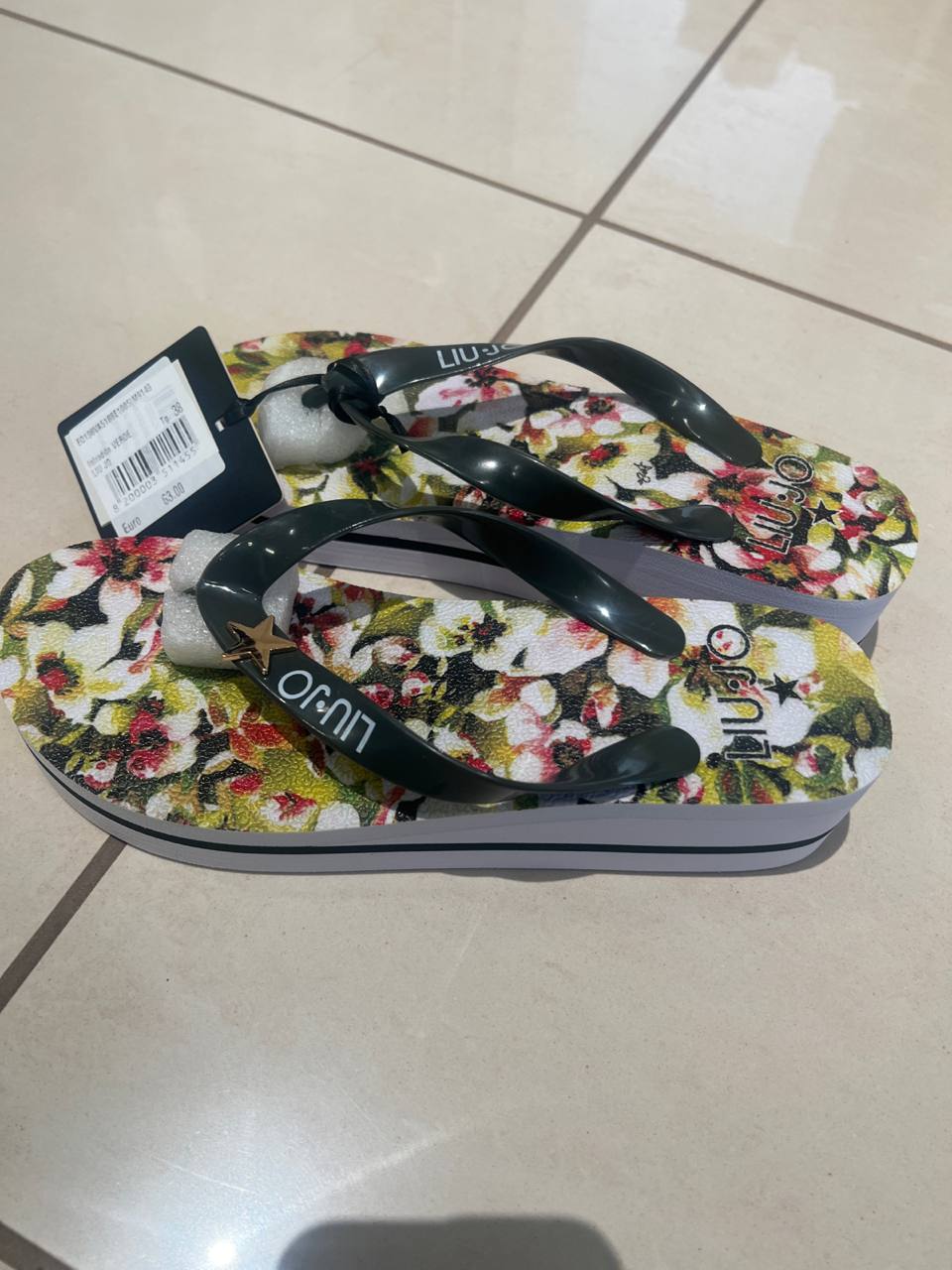 Фото Outlet