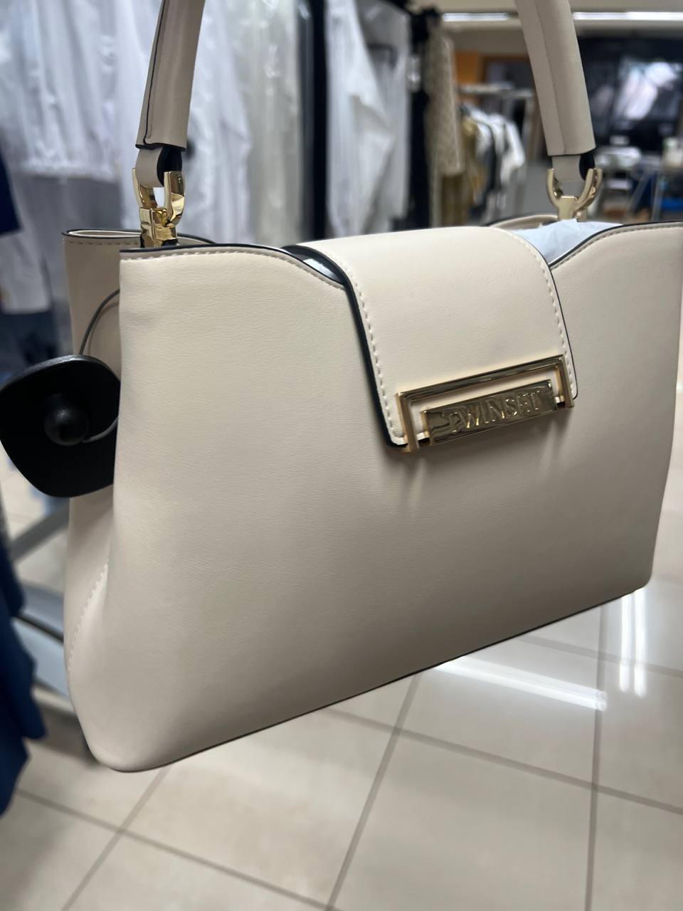 Фото Outlet