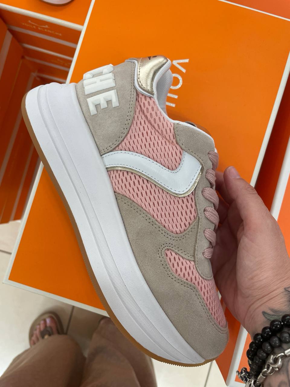 Фото Outlet