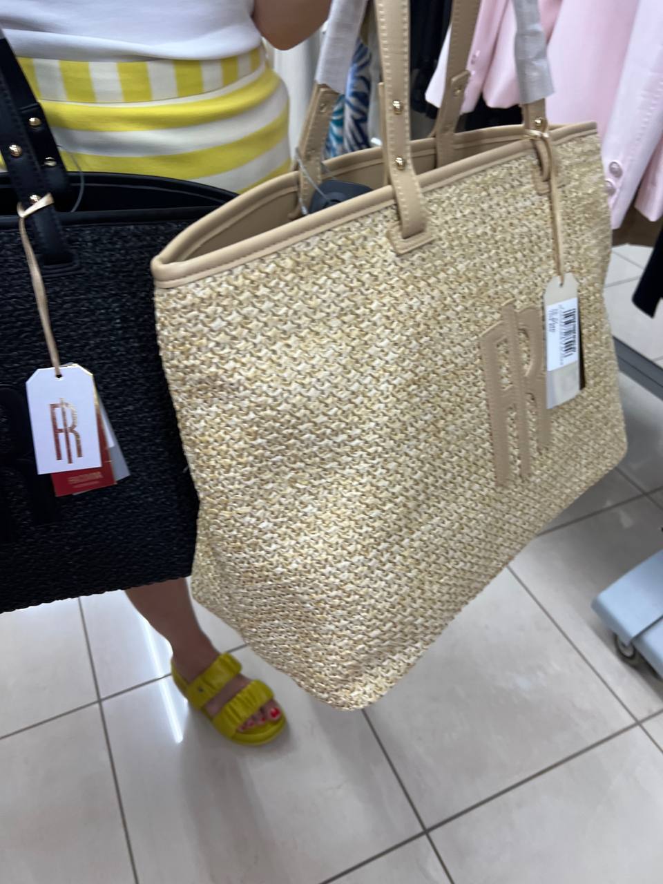Фото Outlet