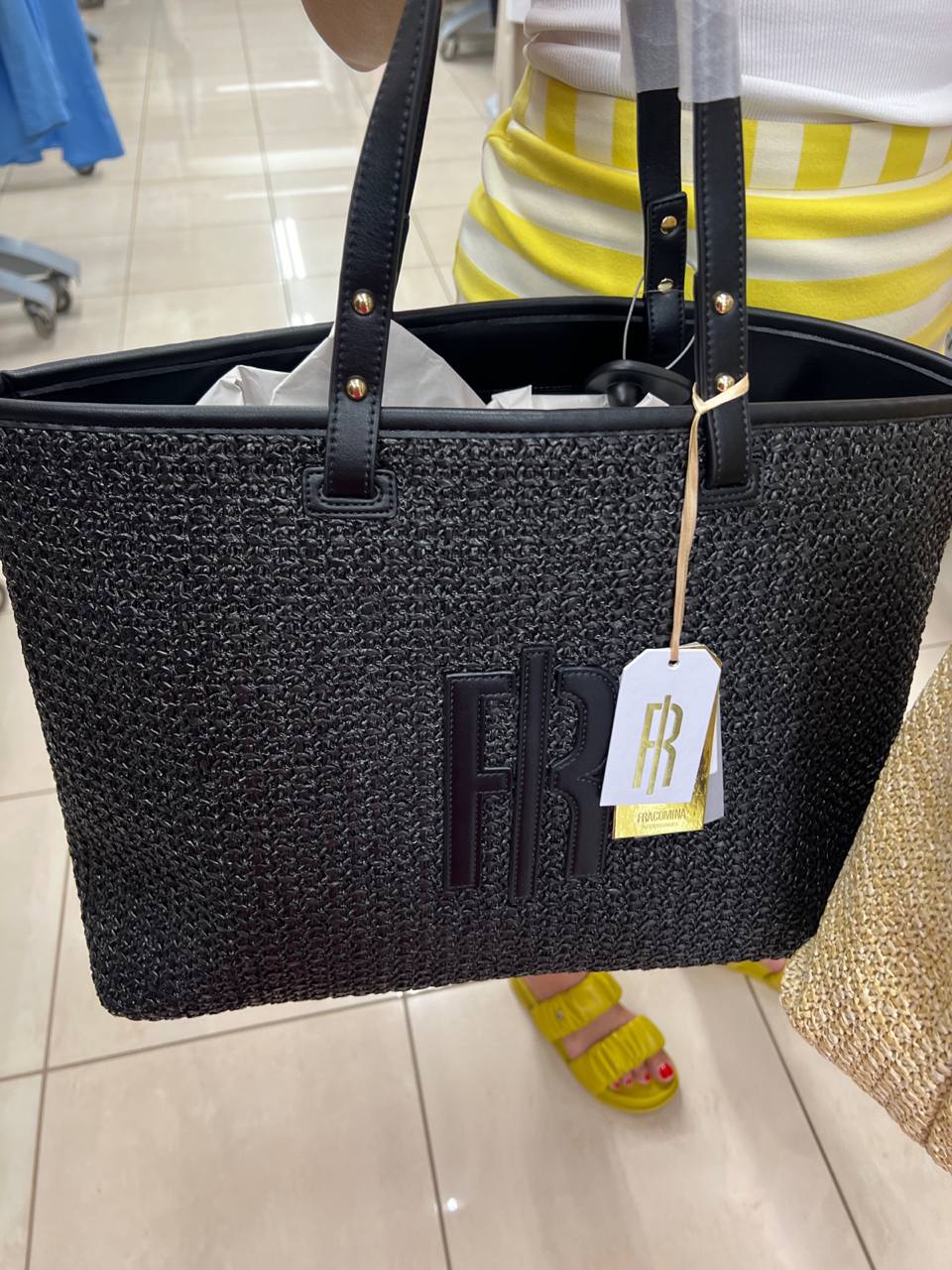 Фото Outlet