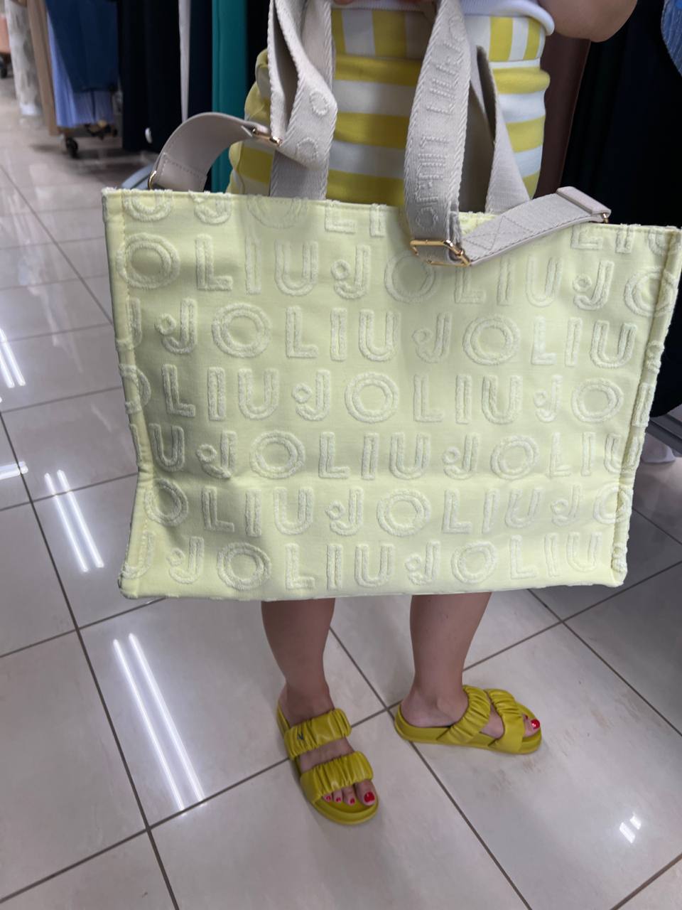 Фото Outlet