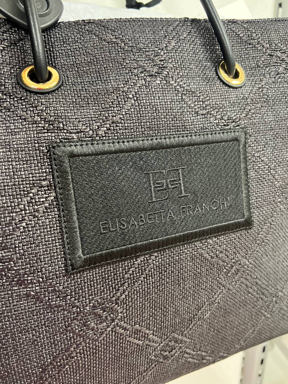 Фото Outlet