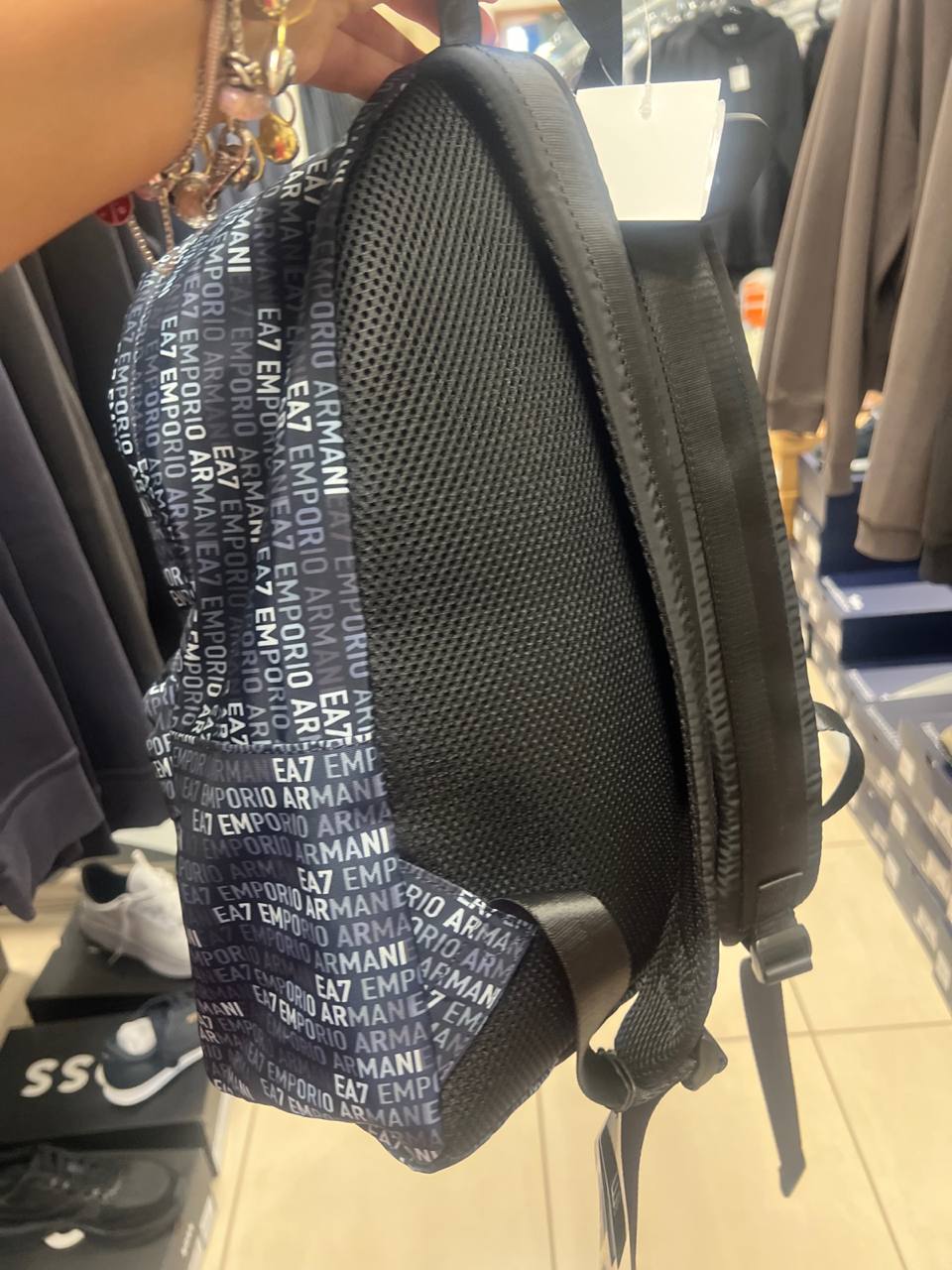 Фото Outlet