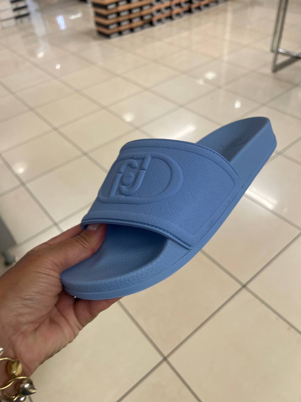 Фото Outlet
