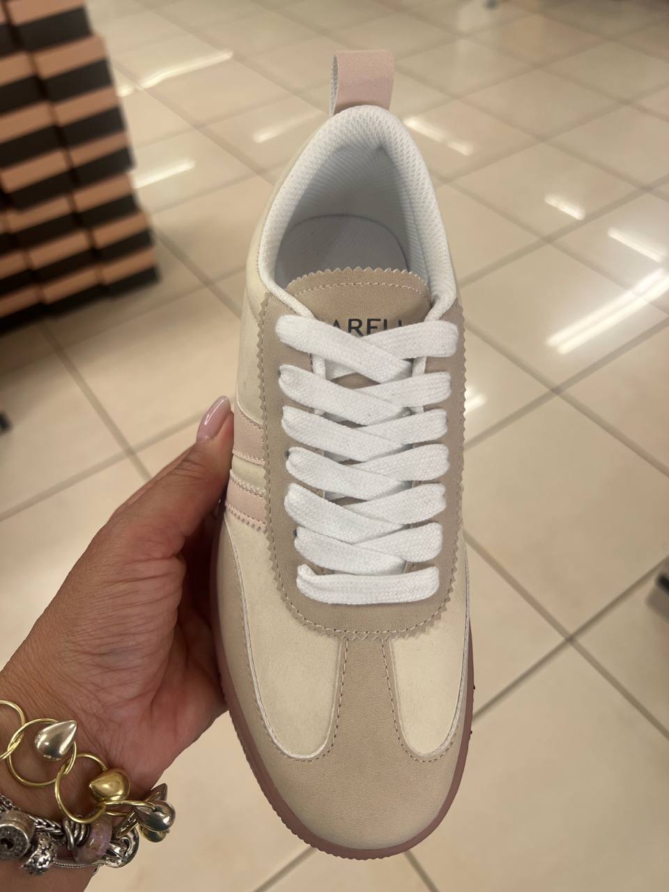 Фото Outlet