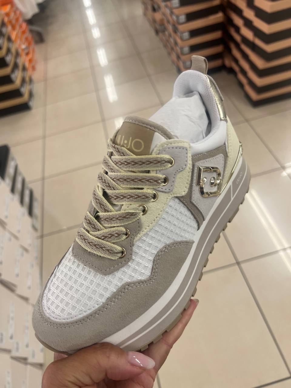Фото Outlet