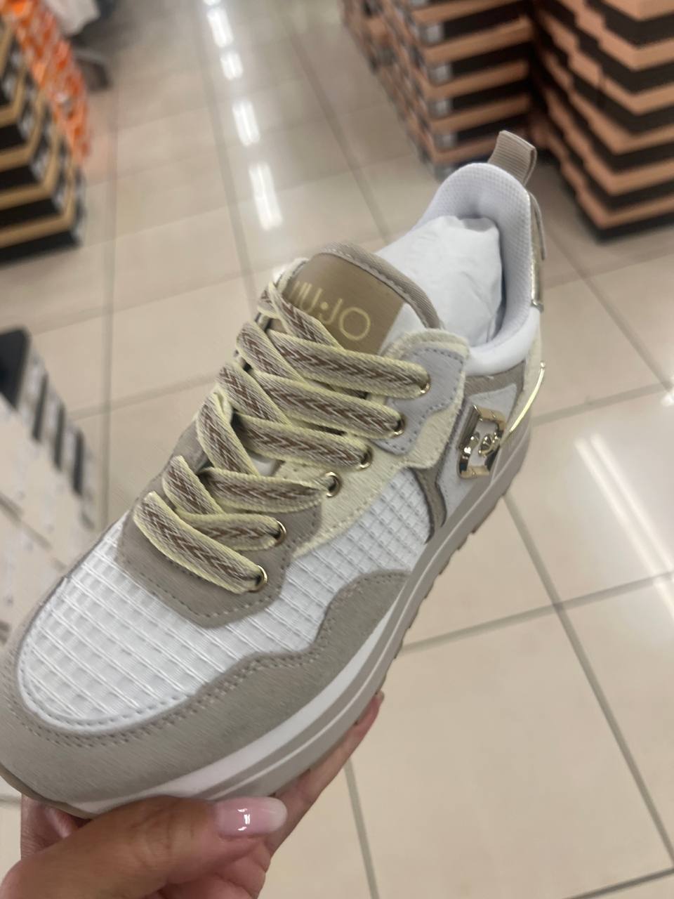Фото Outlet