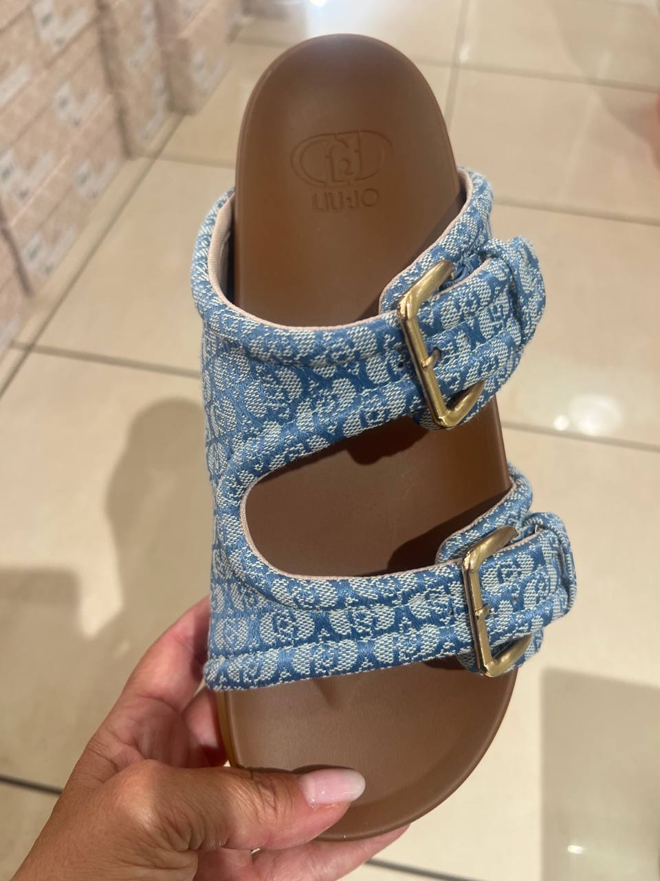 Фото Outlet