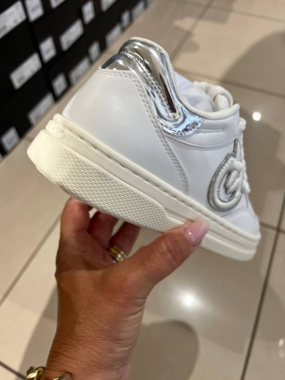 Фото Outlet