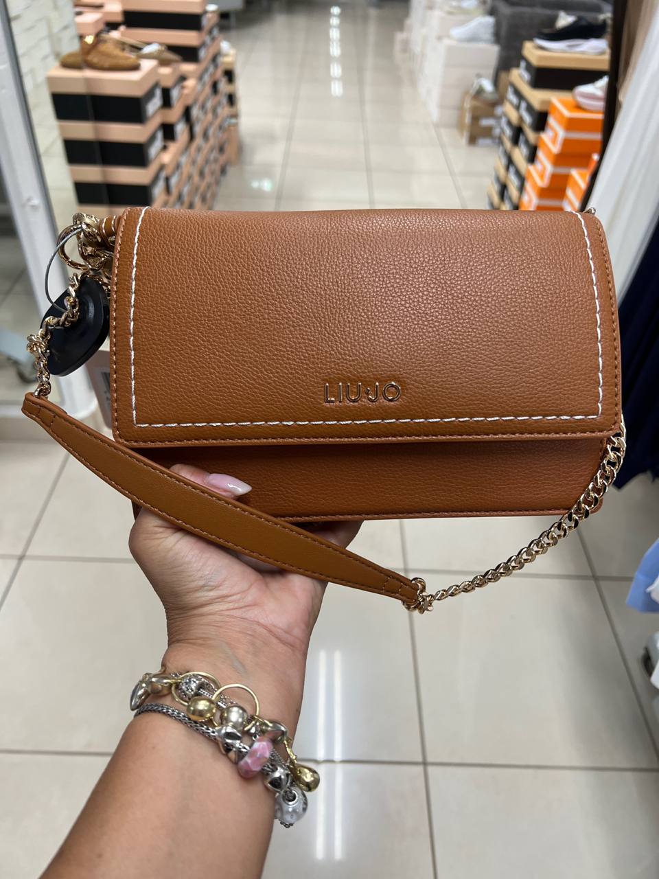 Фото Outlet