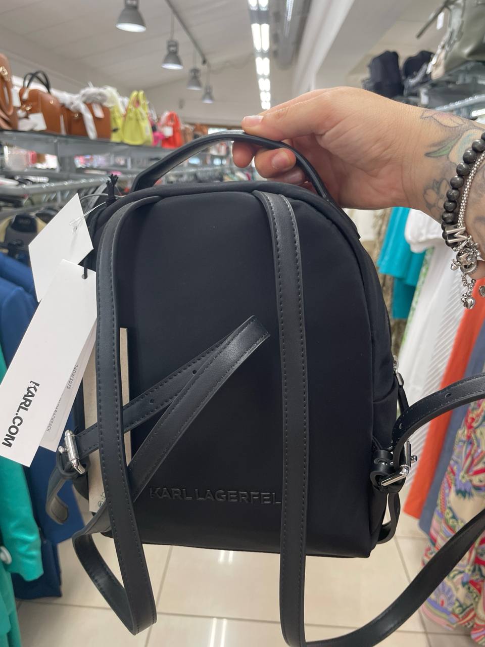 Фото Outlet