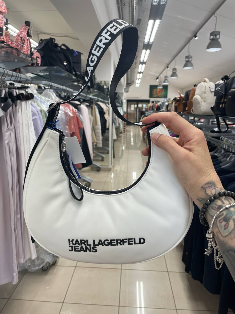 Фото Outlet