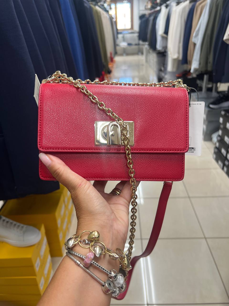 Фото Outlet