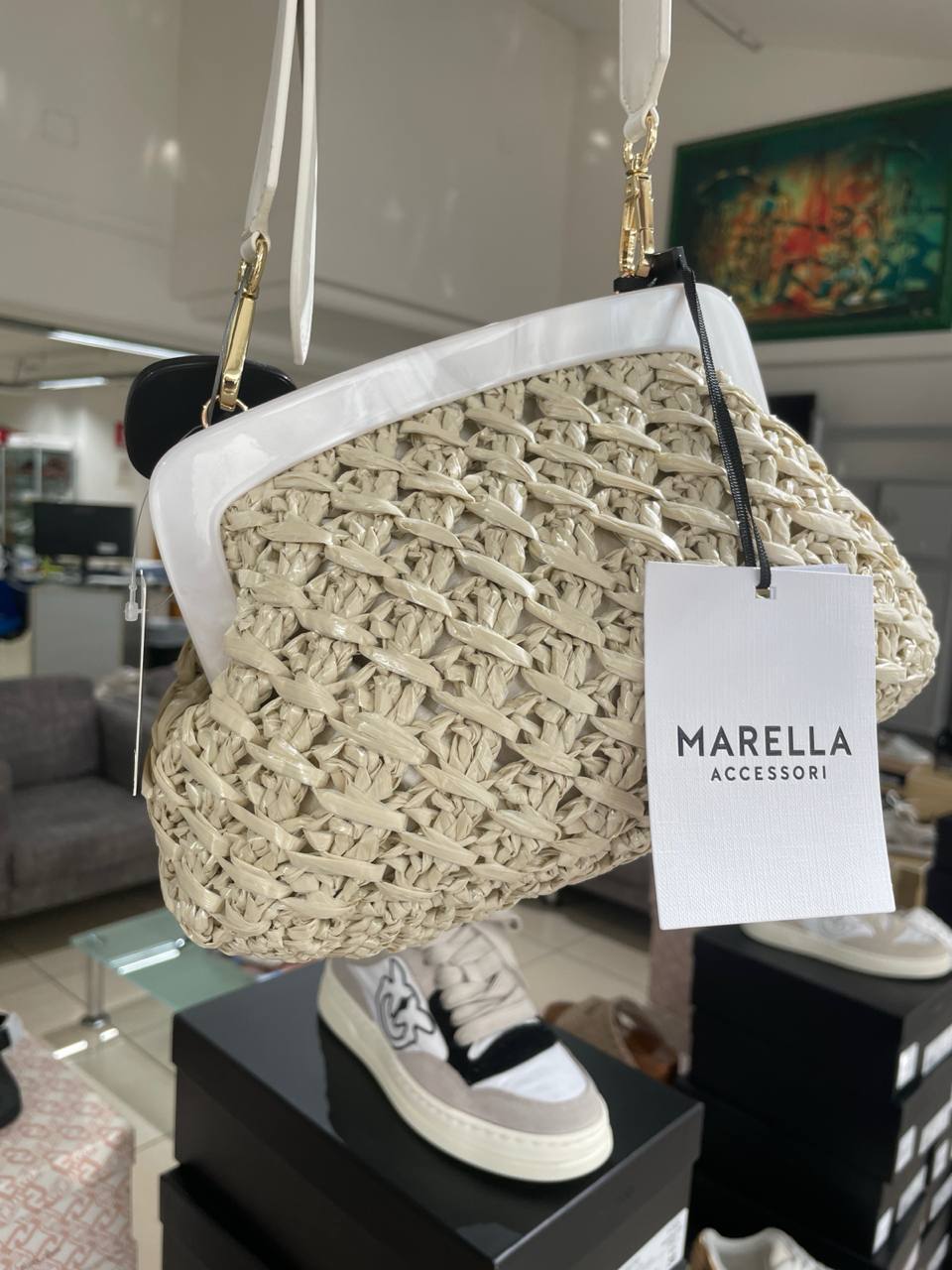 Фото Outlet