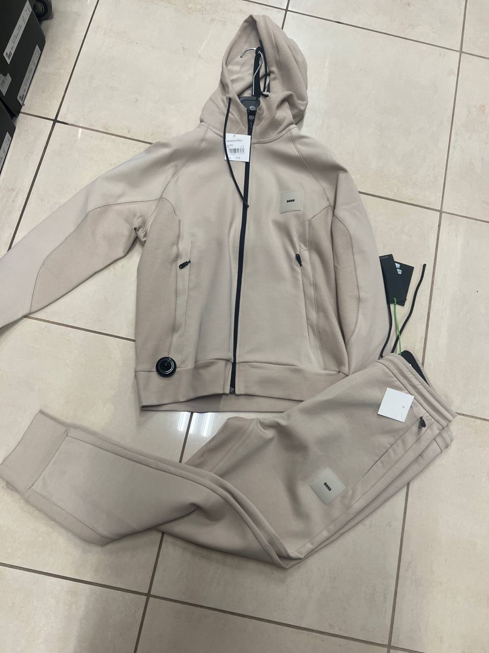 Фото Outlet