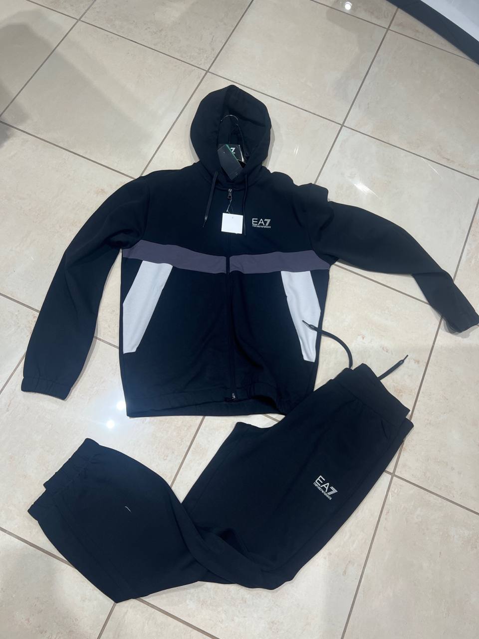 Фото Outlet