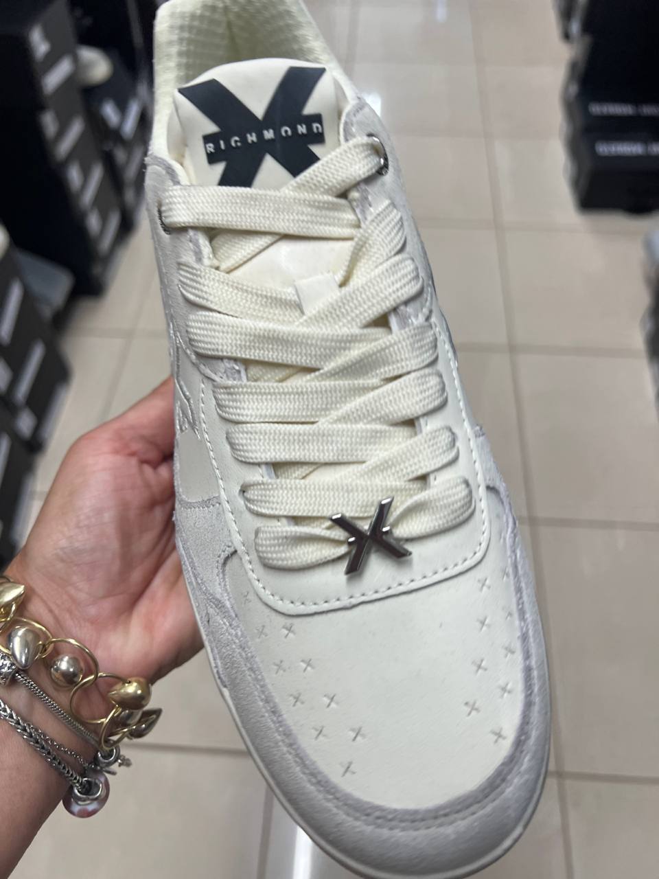 Фото Outlet
