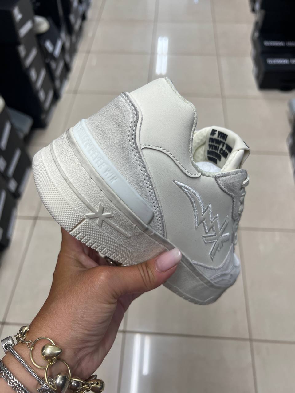 Фото Outlet
