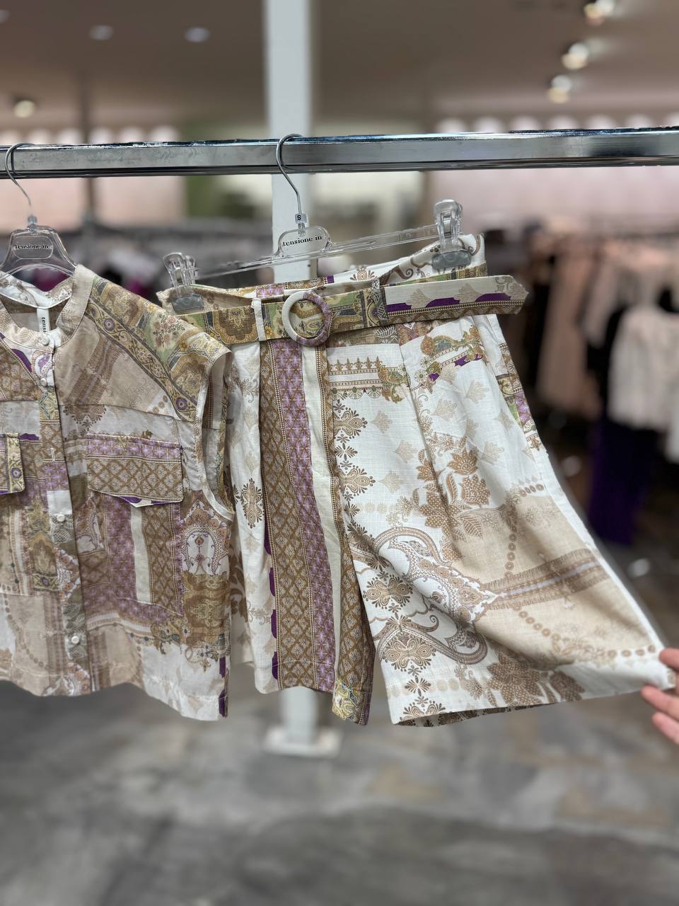 Фото Tensione in