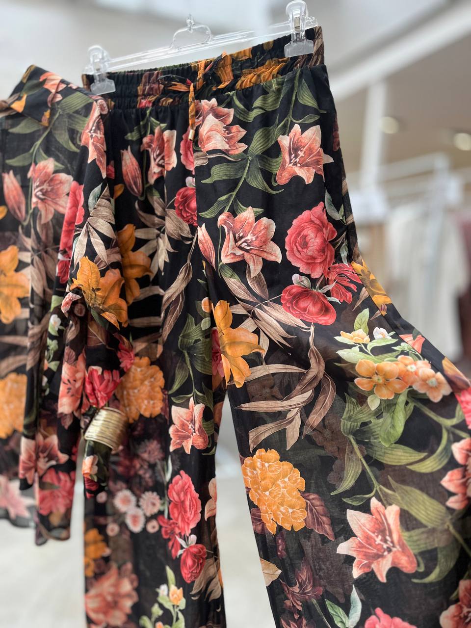 Фото Tensione in