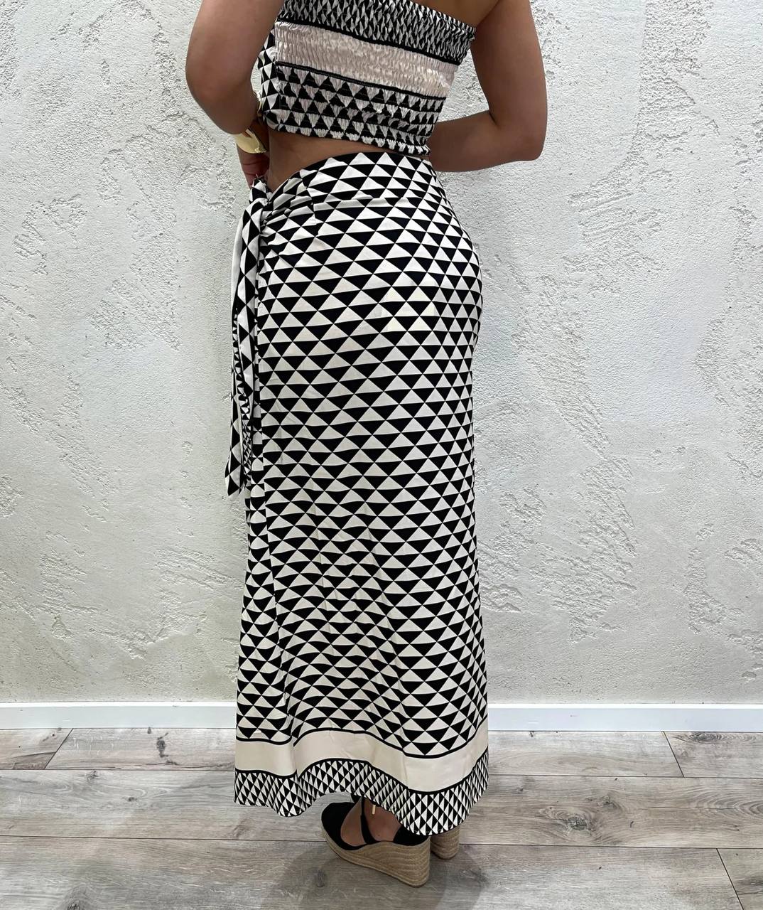 Фото Tensione in