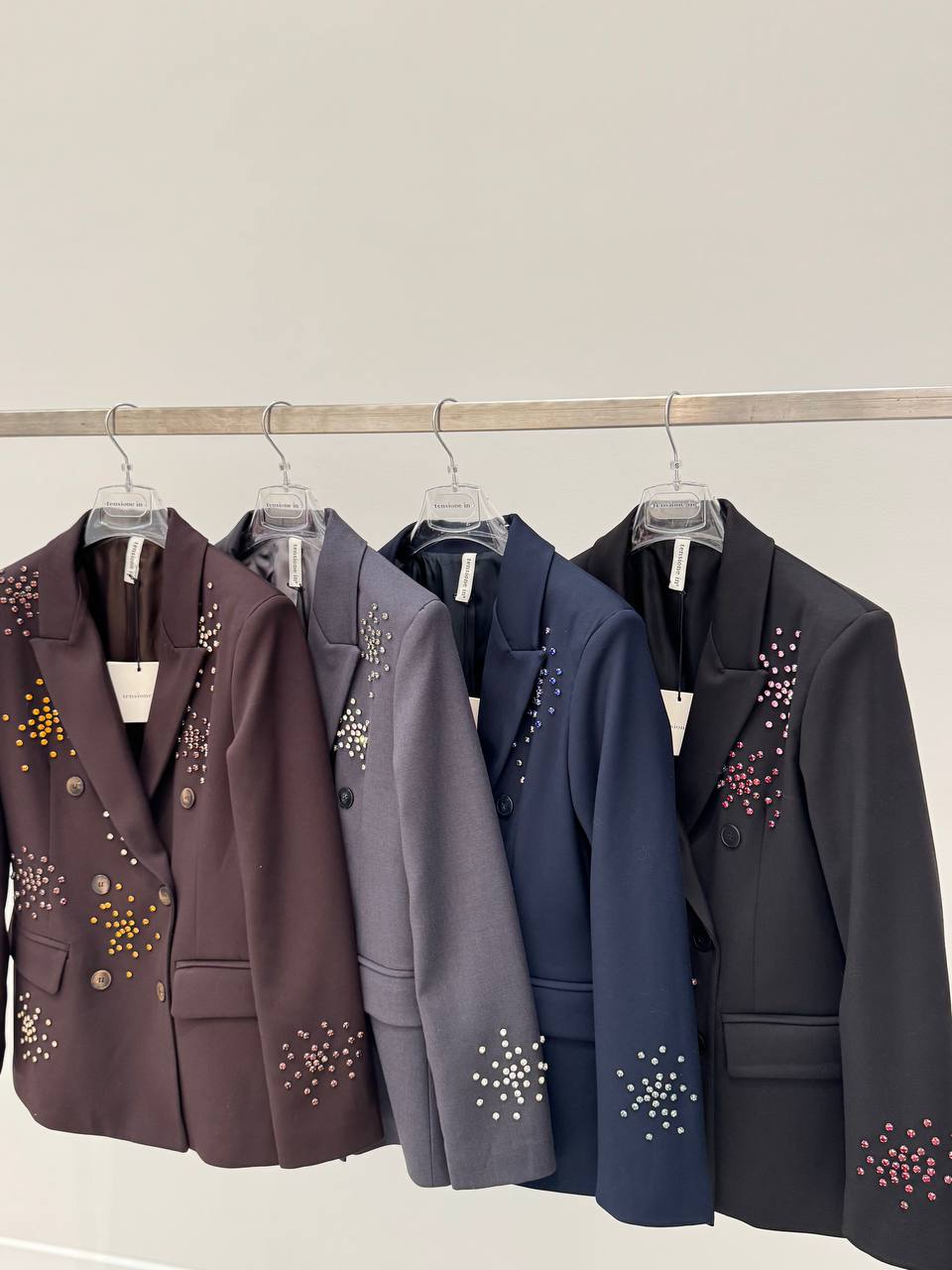 Фото Tensione in