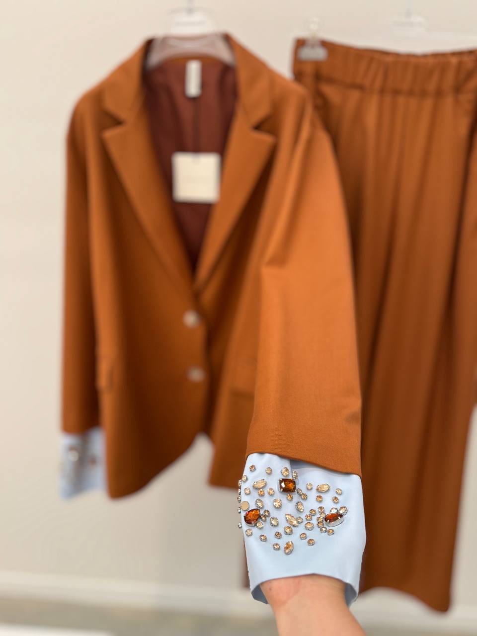 Фото Tensione in