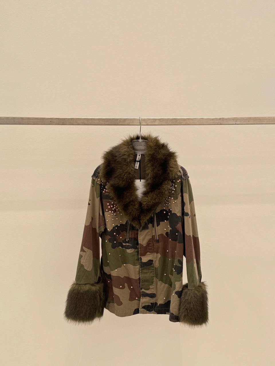 Фото Tensione in