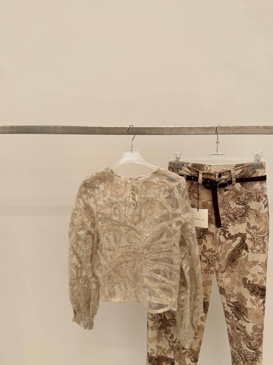 Фото Tensione in