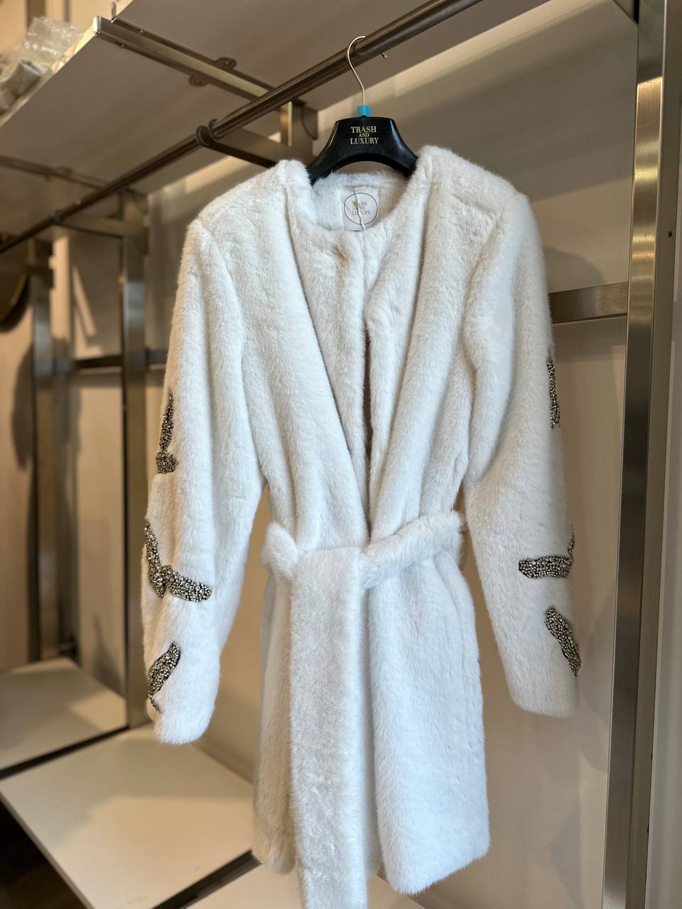 Итальянская одежда, бренд Trash and Luxury, арт. 73836235